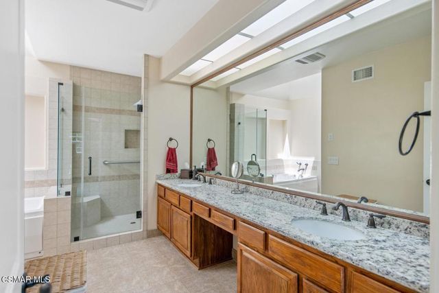 23056 Park Privado, Calabasas, CA 91302