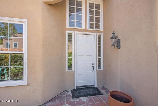 23056 Park Privado, Calabasas, CA 91302