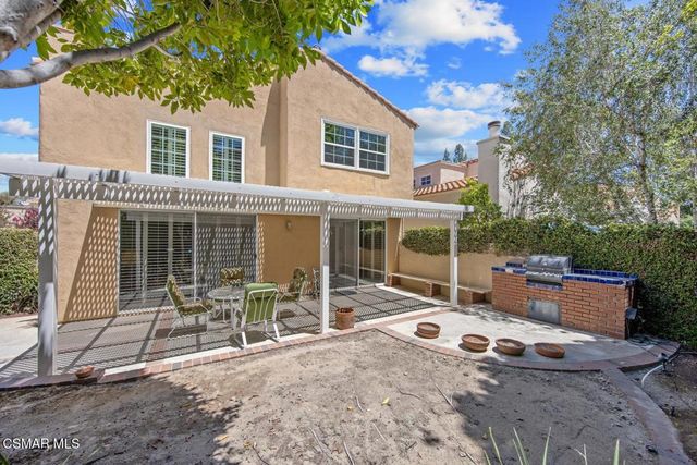 23056 Park Privado, Calabasas, CA 91302