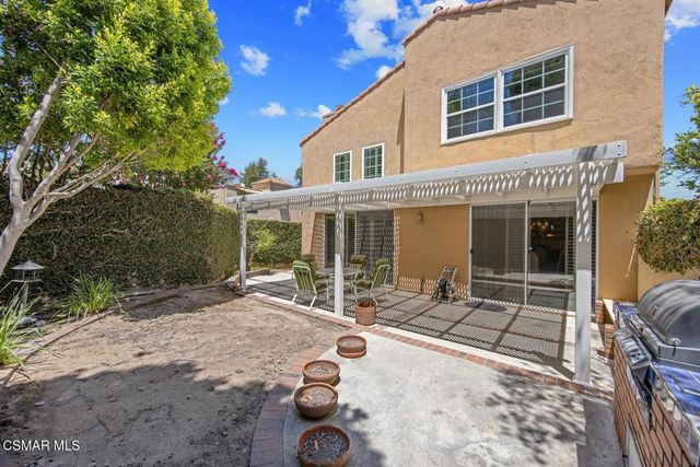 23056 Park Privado, Calabasas, CA 91302