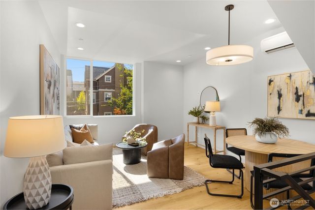 3406 E Spring Street, Seattle, WA 98122