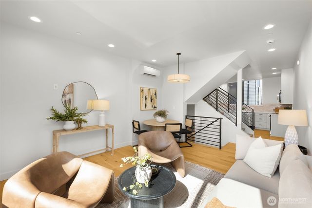 3406 E Spring Street, Seattle, WA 98122