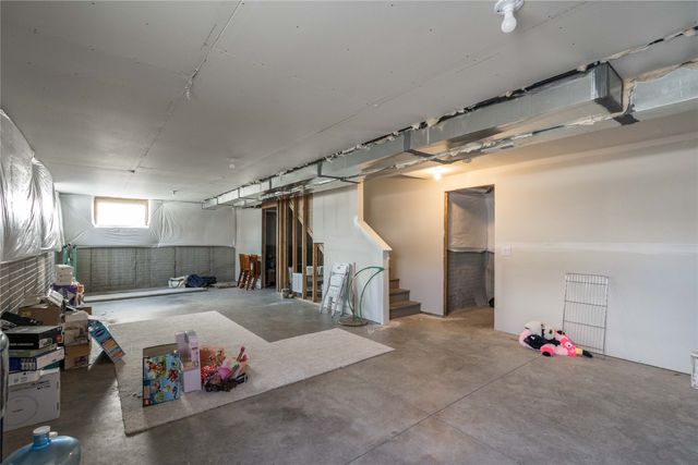 1402 NW Reinhart Drive, Ankeny, IA 50023