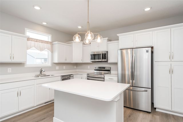 1402 NW Reinhart Drive, Ankeny, IA 50023