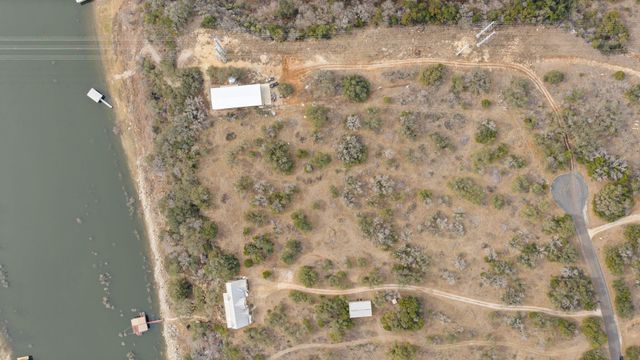 2001 Performer RD, Spicewood, TX 78669