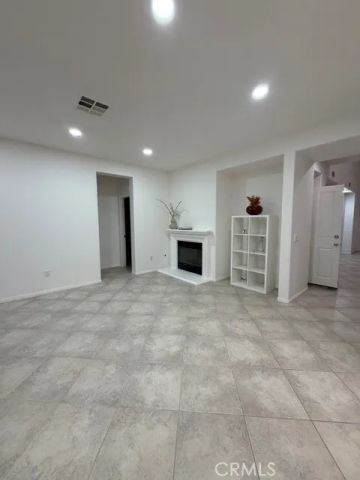 106 Fernpine, Pomona, CA 91767