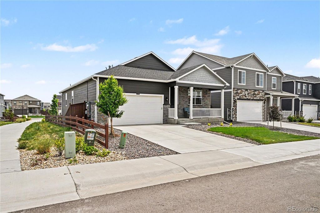 429 Bluebird Road, Johnstown, CO 80534