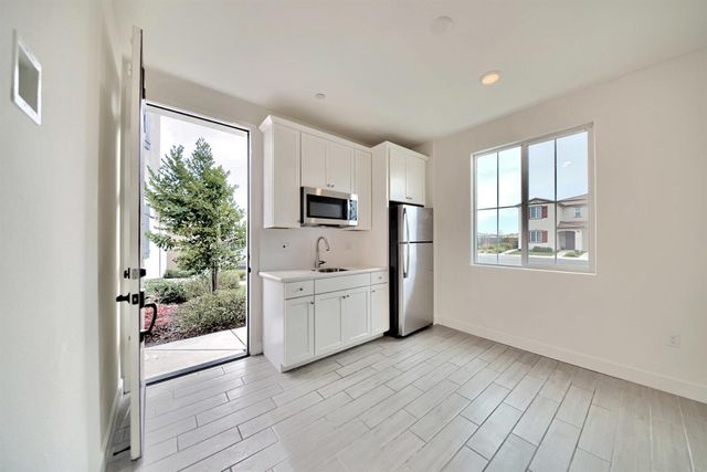 10918 Miacomet Ct, Stockton, CA 95219