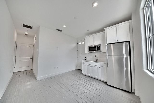 10918 Miacomet Ct, Stockton, CA 95219