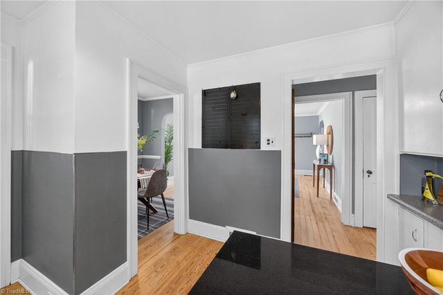 2124 Konnoak View Drive, Winston-salem, NC 27127