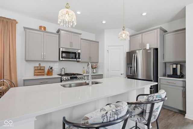 7401 Cella Lane, Mccordsville, IN 46055