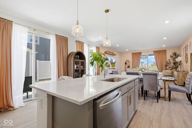 7401 Cella Lane, Mccordsville, IN 46055