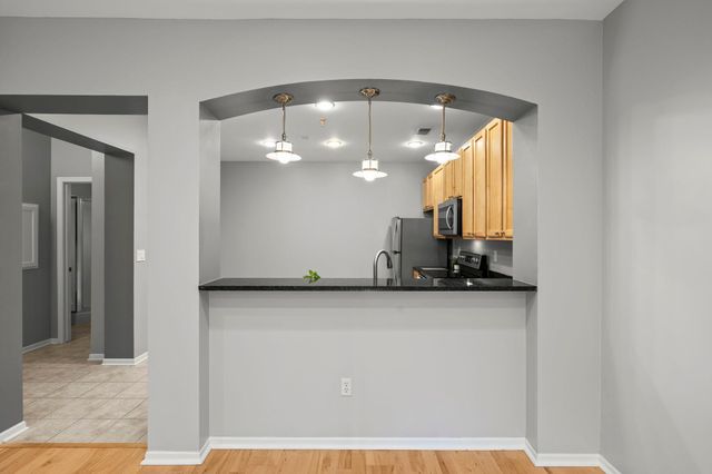 5970 W 16th Street 711, Saint Louis Park, MN 55416