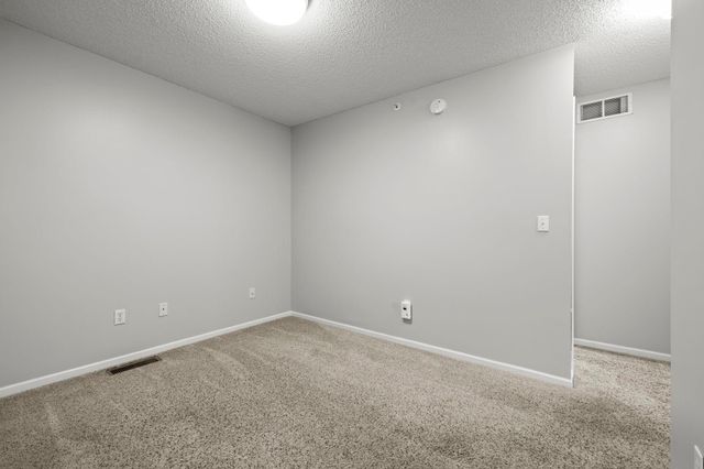 5970 W 16th Street 711, Saint Louis Park, MN 55416
