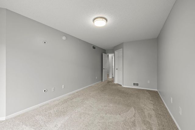 5970 W 16th Street 711, Saint Louis Park, MN 55416