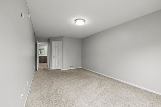 5970 W 16th Street 711, Saint Louis Park, MN 55416