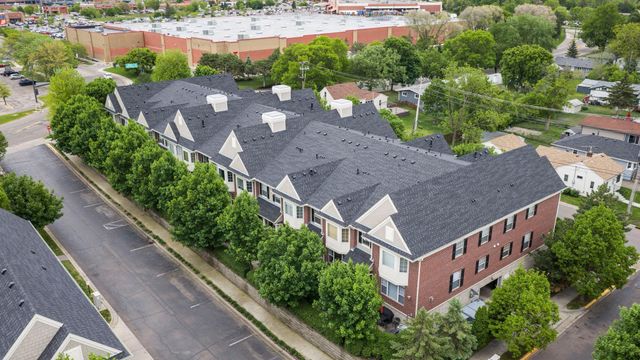 5970 W 16th Street 711, Saint Louis Park, MN 55416