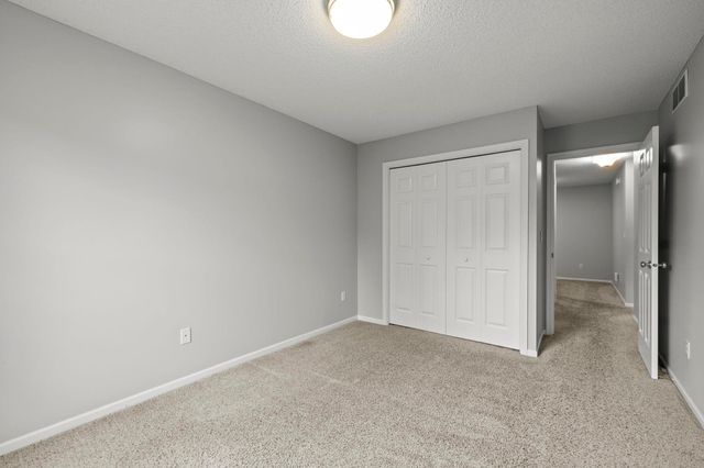 5970 W 16th Street 711, Saint Louis Park, MN 55416