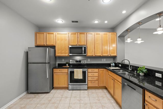 5970 W 16th Street 711, Saint Louis Park, MN 55416