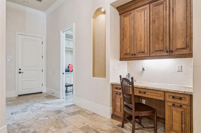 9225 BEVINGTON LANE, Orlando, FL 32827