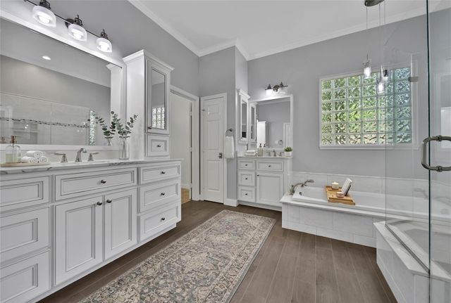19 Millwright Place, The Woodlands, TX 77382