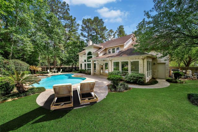 19 Millwright Place, The Woodlands, TX 77382