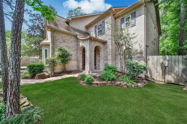 19 Millwright Place, The Woodlands, TX 77382