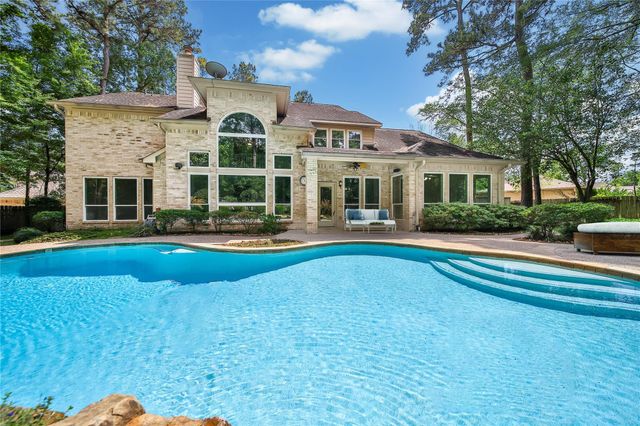 19 Millwright Place, The Woodlands, TX 77382