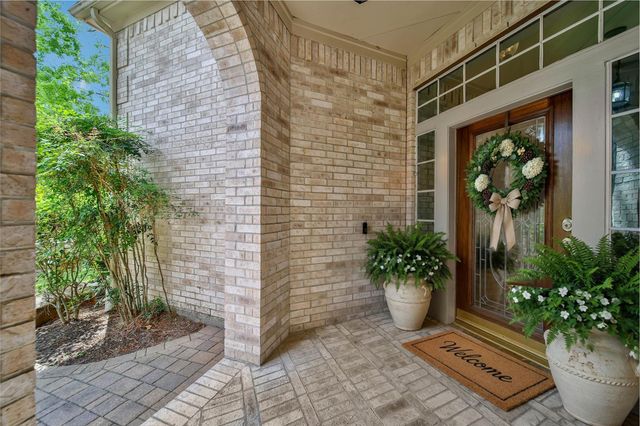 19 Millwright Place, The Woodlands, TX 77382