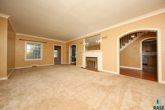 2212 S Main Ave Avenue, Sioux Falls, SD 57105