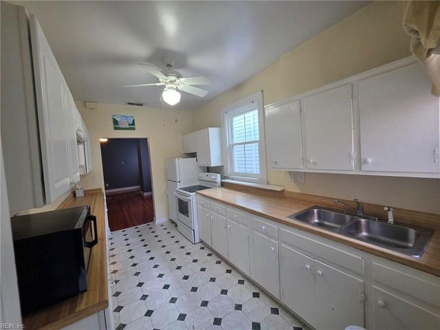 714 Redgate Ave Apt 5, Norfolk, VA 23507