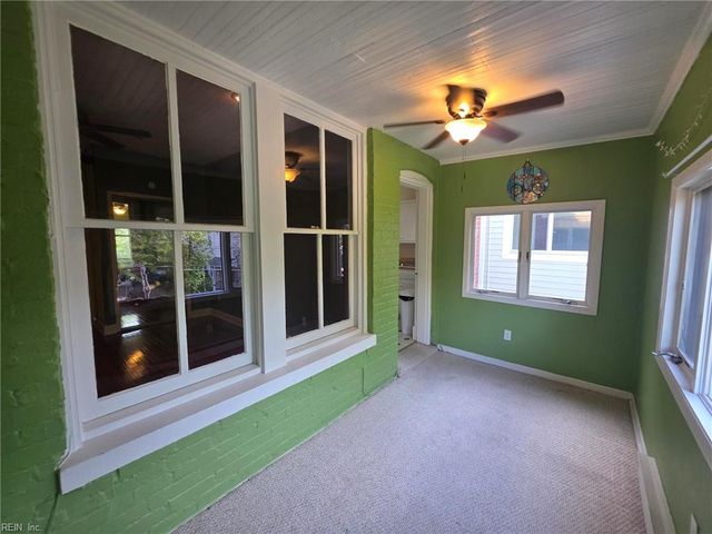 714 Redgate Ave Apt 5, Norfolk, VA 23507
