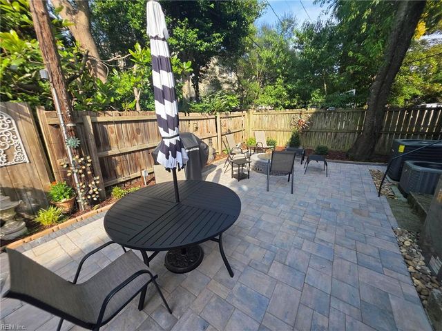 714 Redgate Ave Apt 5, Norfolk, VA 23507
