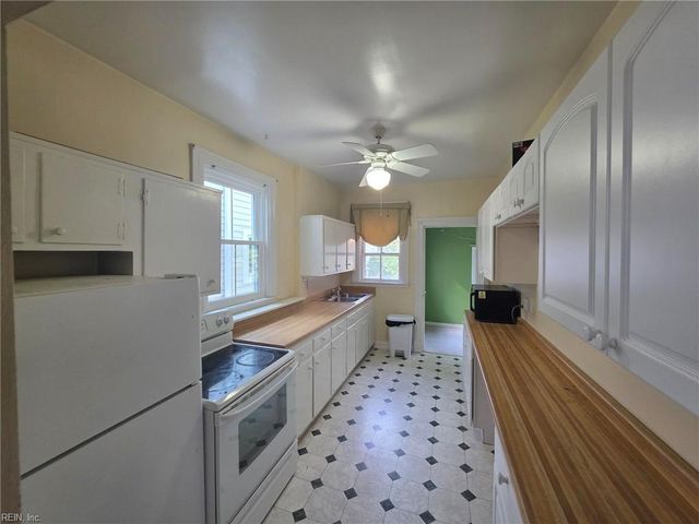 714 Redgate Ave Apt 5, Norfolk, VA 23507