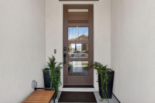 1144 Hogarth Way, El Dorado Hills, CA 95762