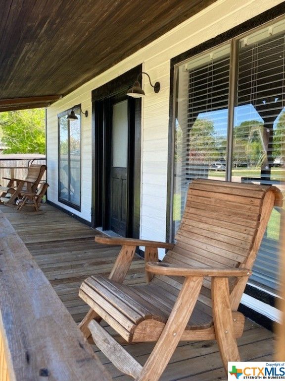 319 W Village Road, Salado, TX 76571