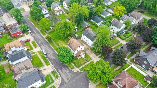 1197 Carey Avenue, Akron, OH 44314