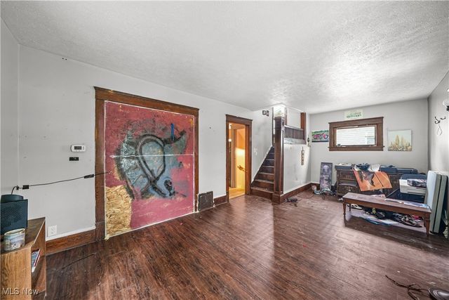 1197 Carey Avenue, Akron, OH 44314