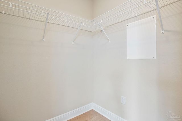 970 John Deere Ln, Cantonment, FL 32533