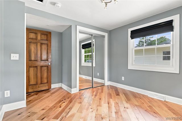 2490 River Road, Wheatfield, NY 14304