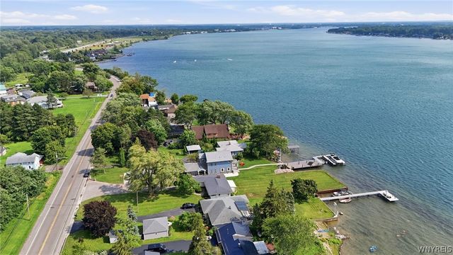 2490 River Road, Wheatfield, NY 14304