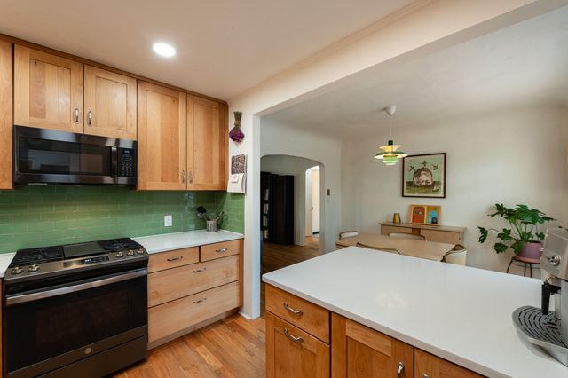 1208 Lead Avenue SW, Albuquerque, NM 87102