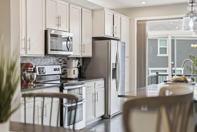 11543 81st Place N, Maple Grove, MN 55369