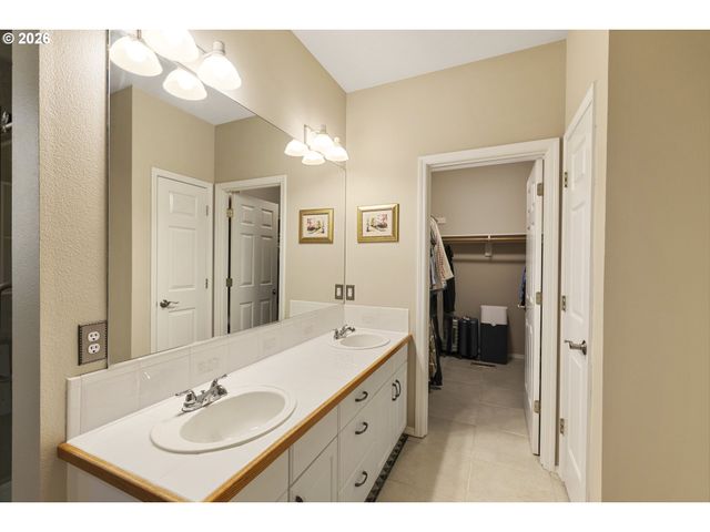 2703 Ne 162ND St, Ridgefield, WA 98642