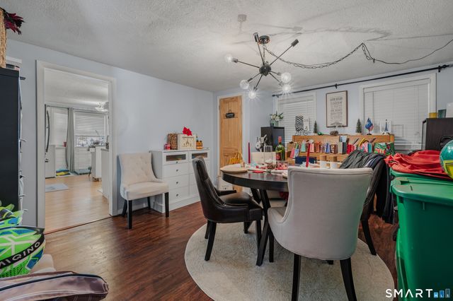 349 Naubuc Avenue A, Glastonbury, CT 06033