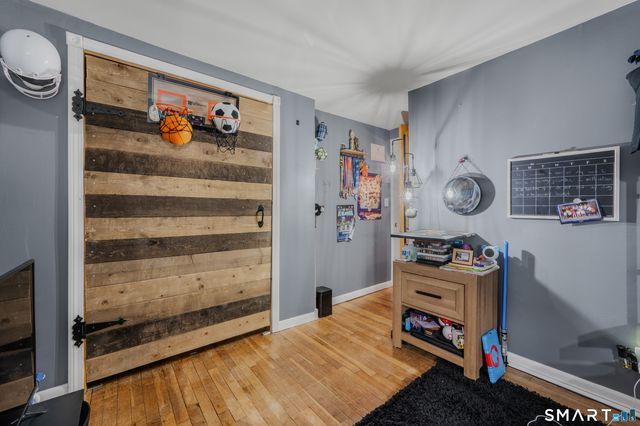 349 Naubuc Avenue A, Glastonbury, CT 06033