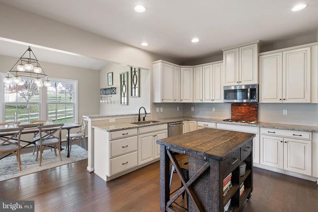 103 PIERCE LN, Kennett Square, PA 19348