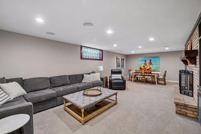 27885 Woodside Road, Excelsior, MN 55331