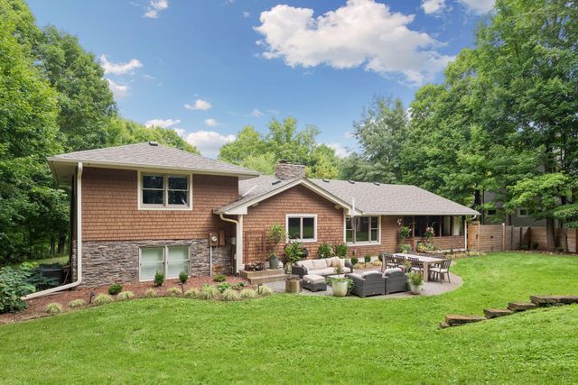 27885 Woodside Road, Excelsior, MN 55331