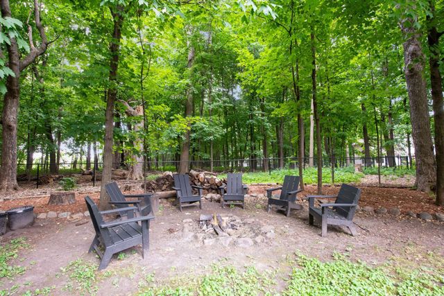 27885 Woodside Road, Excelsior, MN 55331